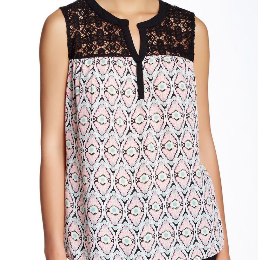 Floral tank with lace design